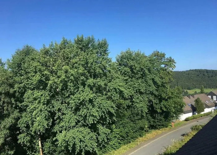 Nyaraló Mountain And Views